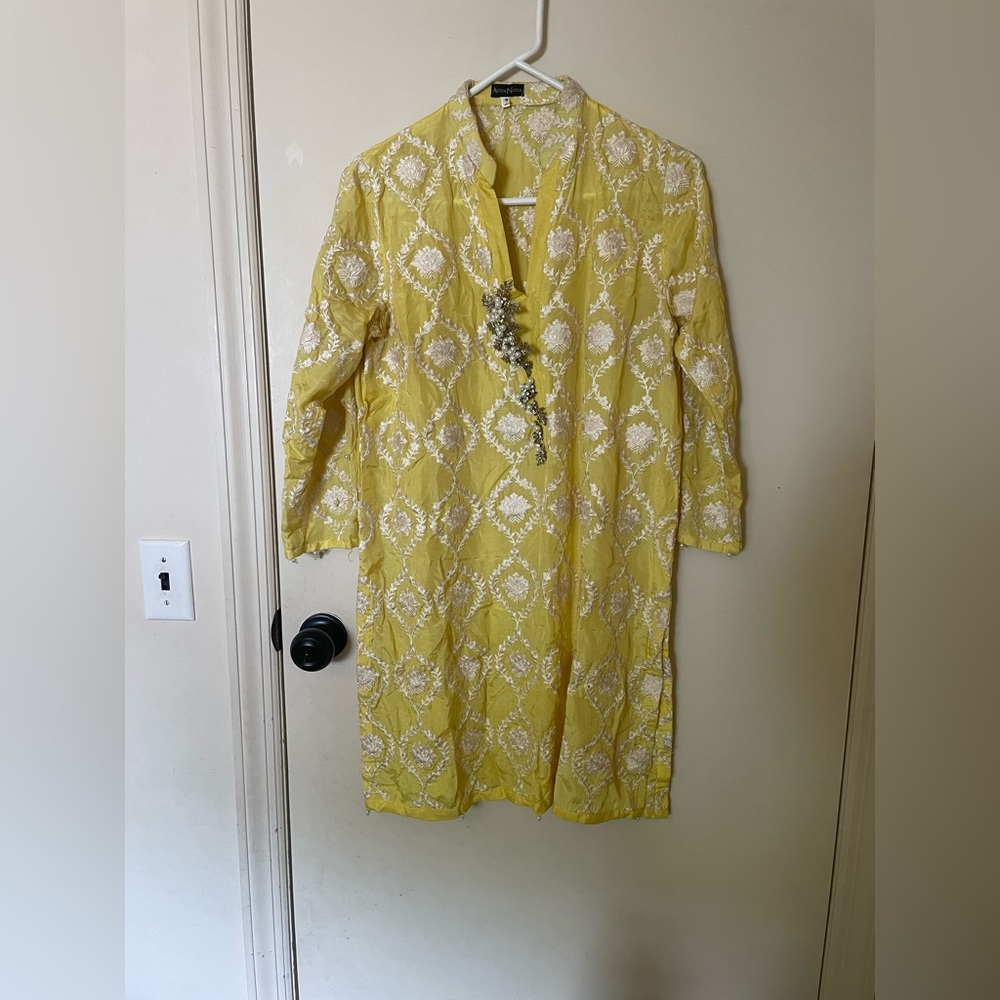 Desi/Indian/Pakistani kurta